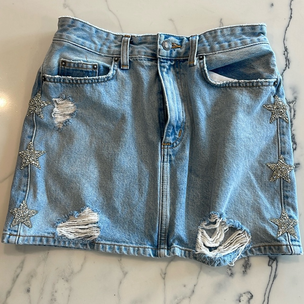 Carmar Los Angeles Jean skirt size 27.